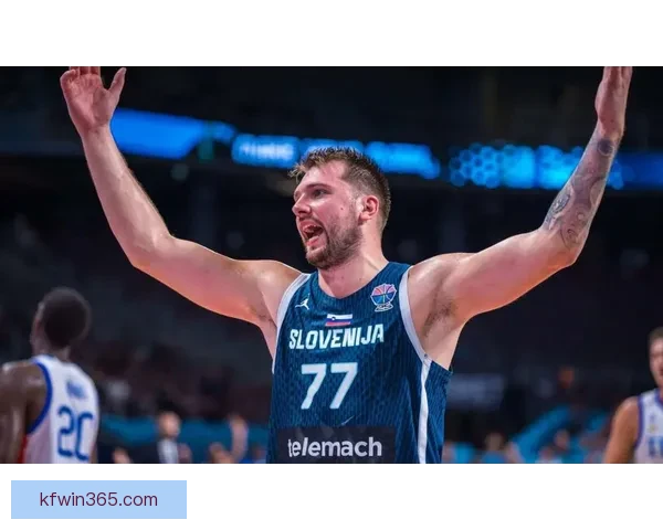 海斯20分钟8中8狂砍26分赛后直言东契奇别再领罚牌