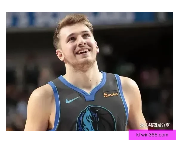 海斯谈防守责任与东契奇复出挑战 强调禁区防守与避免再次吃T